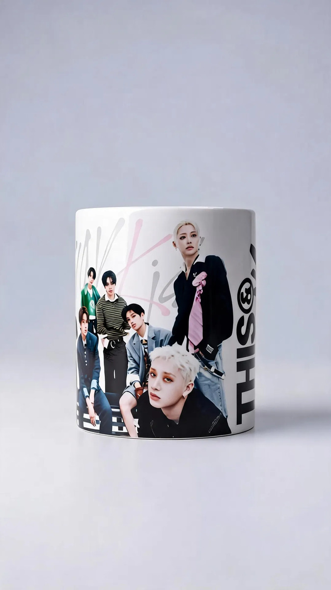 Taza Stray Kids 350 Ml Cerámica Cilíndrica This & That Skz Blanco Stray Kids - Imagen 4